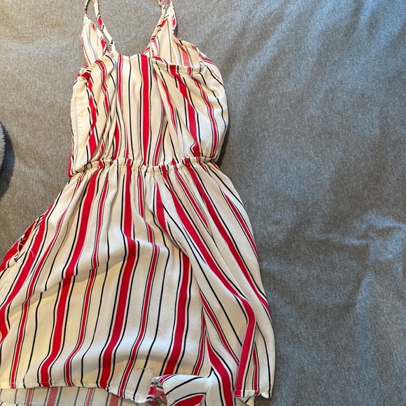 Romper - Picture 2 of 3